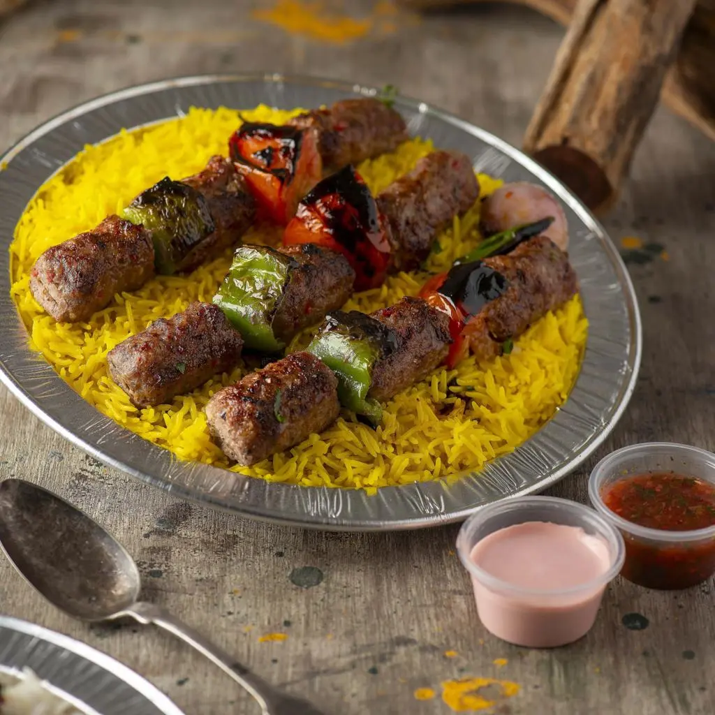 كباب مغربي مع أرز